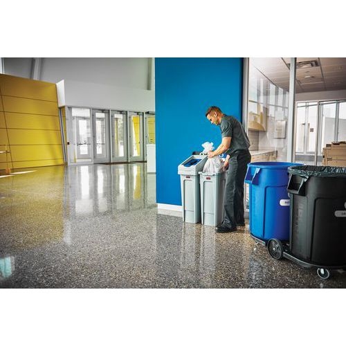 Démarrage station de recyclage Slim Jim_Rubbermaid - Image 9