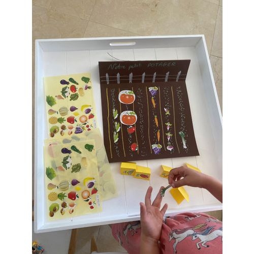 Pochette de 12 feuilles de 30 gommettes prédécoupées - fruits et légumes - Image 2