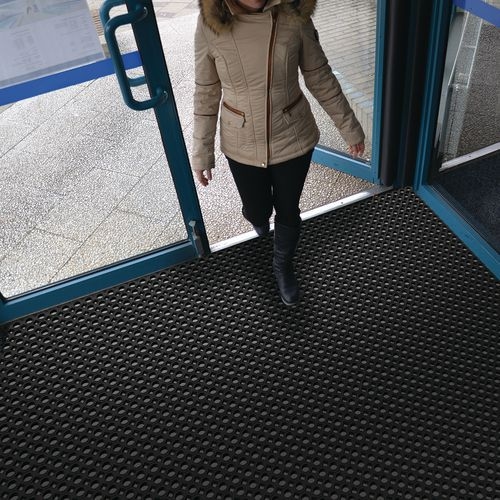 Tapis caillebotis sans bordures Oct-O-Mat™ - Alvéole 30 mm - Notrax - Image 2