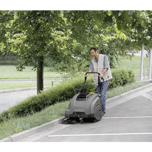 Balayeuse autotractée KM 75/40 W G - Karcher - Image 2