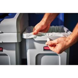Démarrage station de recyclage Slim Jim_Rubbermaid - Image 25