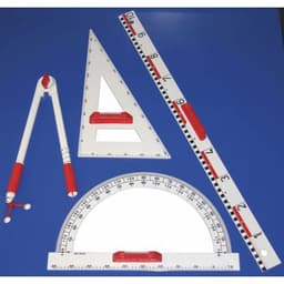 Ensemble plastique aimante comprenant : 1 règle 1 m, 1 équerre 60°,  1 rapporteur 180°, 1 compas 45 cm - Image principale